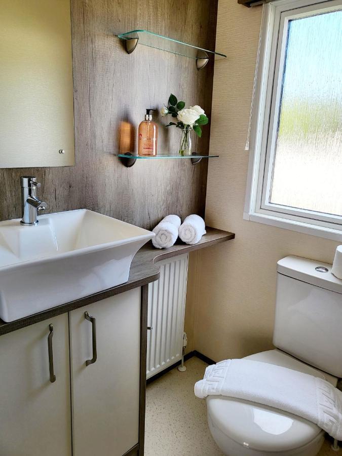 Luxury Woodland Retreat Holiday Home - Shorefield Country Park Ντάουντον Εξωτερικό φωτογραφία
